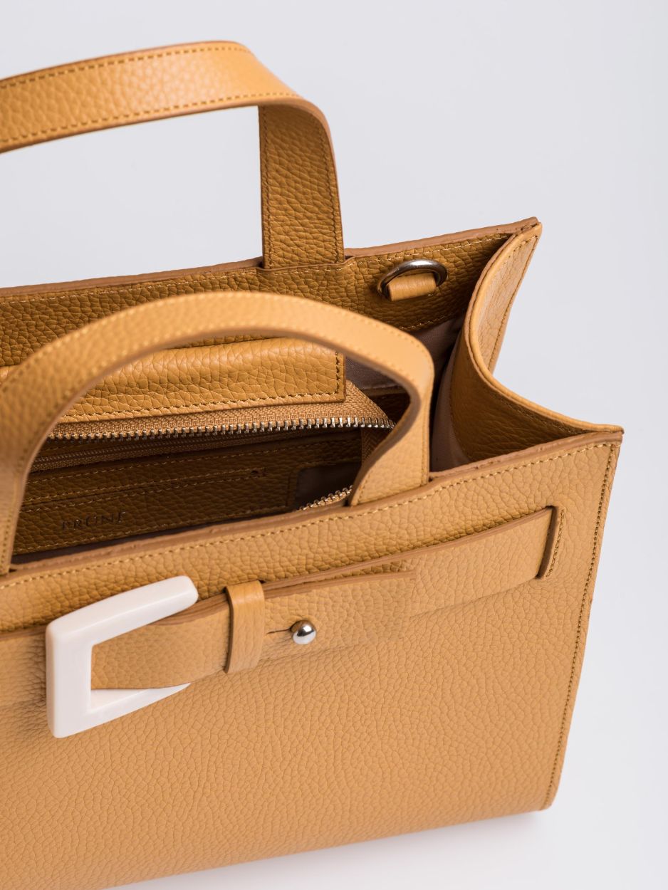 Cartera Alika En Cuero Graneado